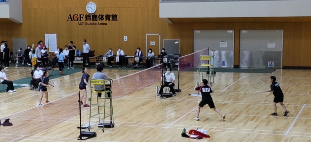 第60回東海地区国立高専体育大会<br>（R4.6.25　鈴鹿市立体育館）女子団体・ダブルス優勝