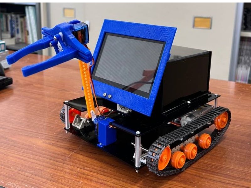 ロボット作りの様子1